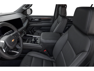 2025 Chevrolet Suburban LT