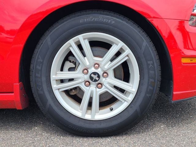 2014 Ford Mustang V6