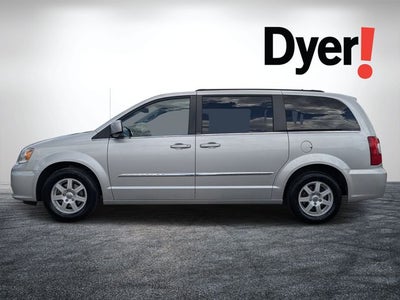 2012 Chrysler Town & Country Touring
