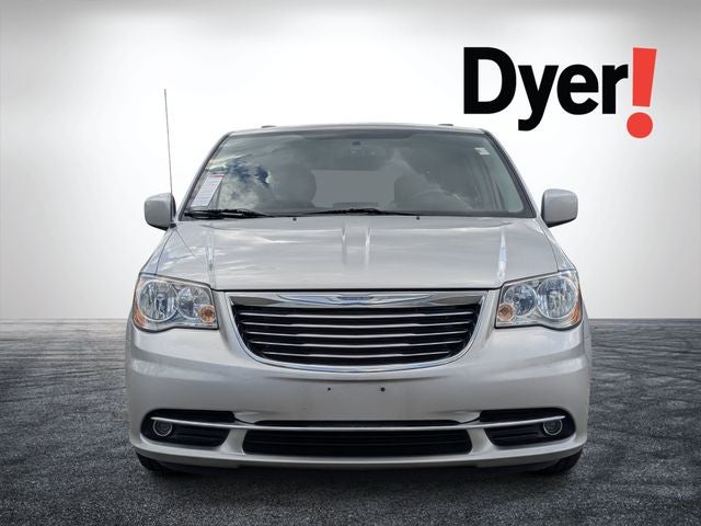 2012 Chrysler Town & Country Touring