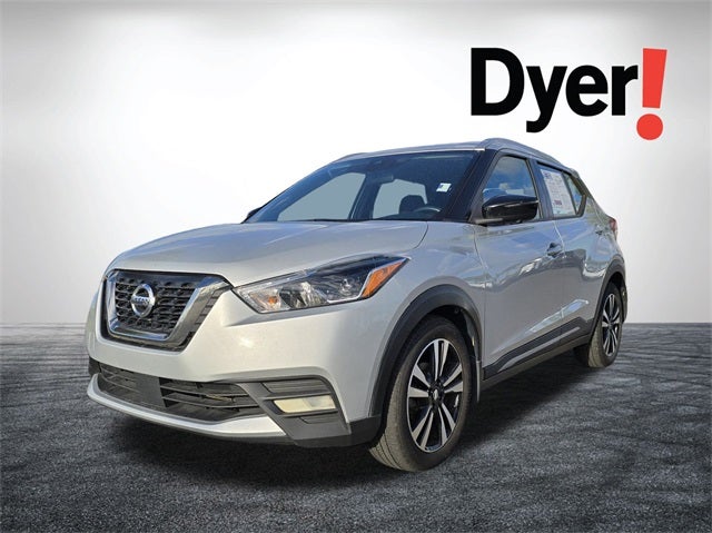 2020 Nissan Kicks SR