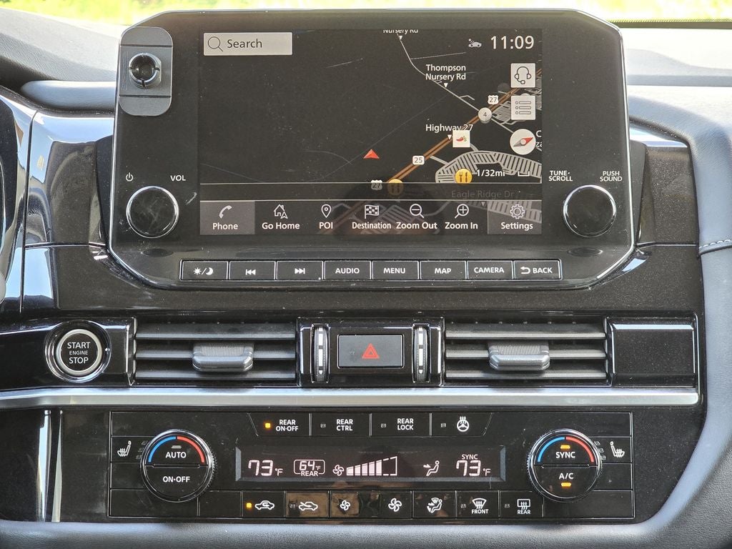 2022 Nissan Pathfinder SL
