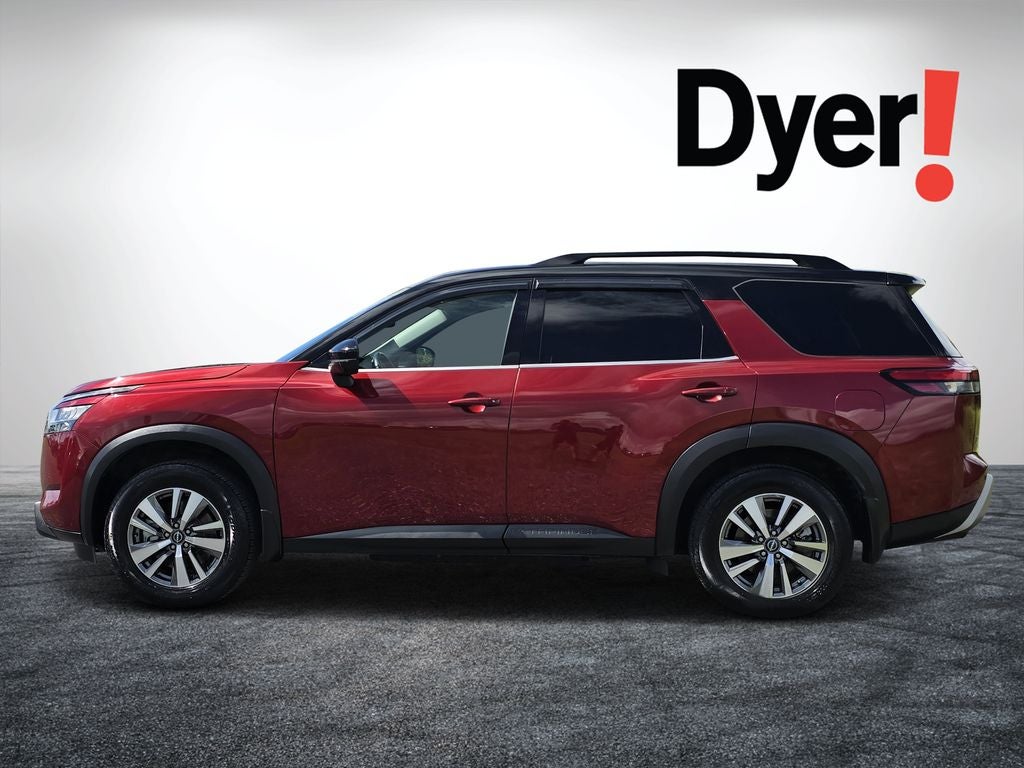 2022 Nissan Pathfinder SL