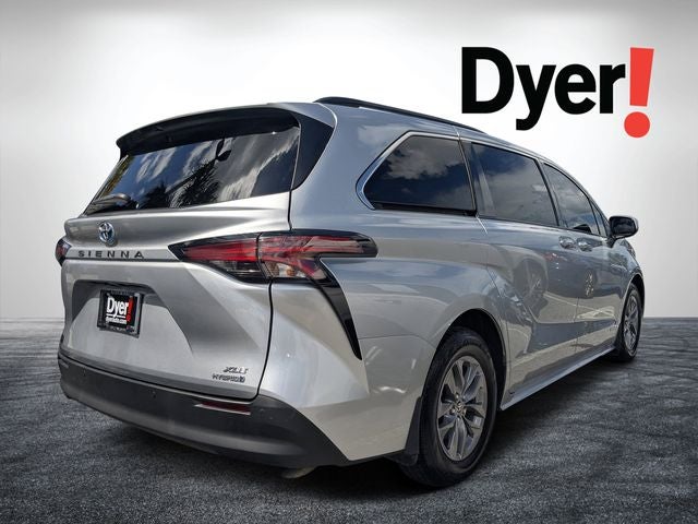 2021 Toyota Sienna XLE 7 Passenger