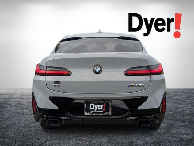 2023 BMW X4 M40i