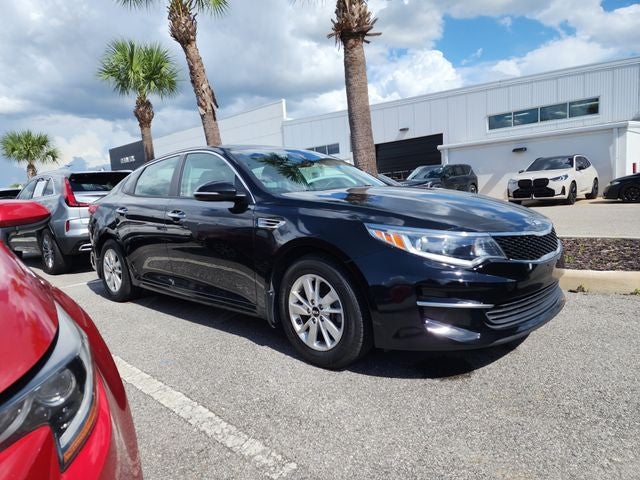 2017 Kia Optima LX
