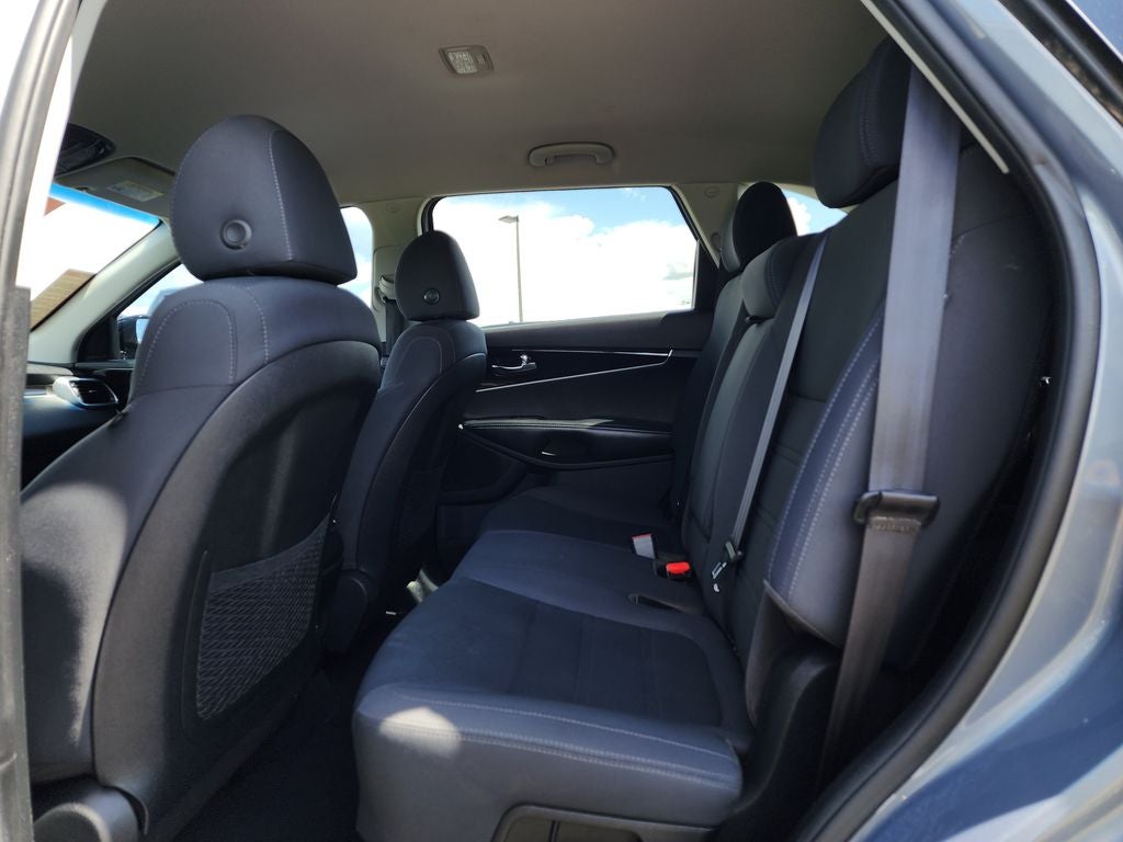 2019 Kia Sorento S