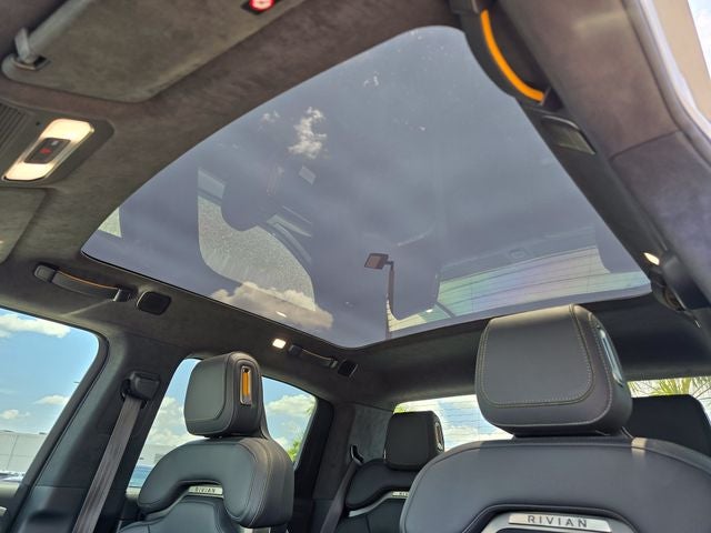 2022 Rivian R1T Adventure
