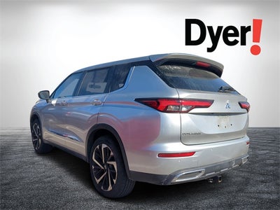 2022 Mitsubishi Outlander ES