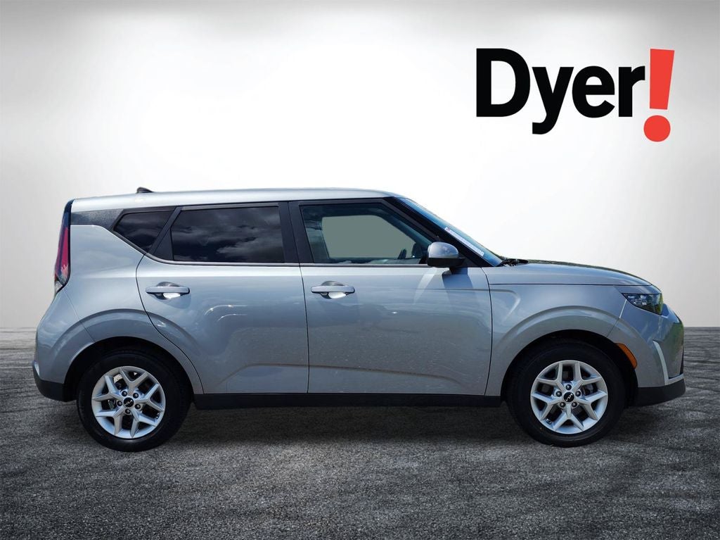2024 Kia Soul LX