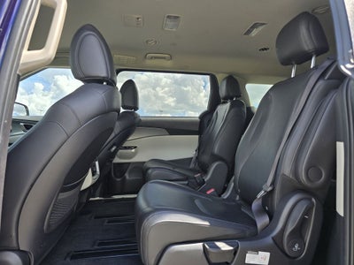 2022 Kia Carnival LXS