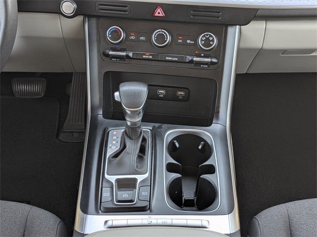 2023 Kia Carnival LX