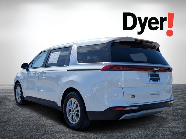 2024 Kia Carnival LX