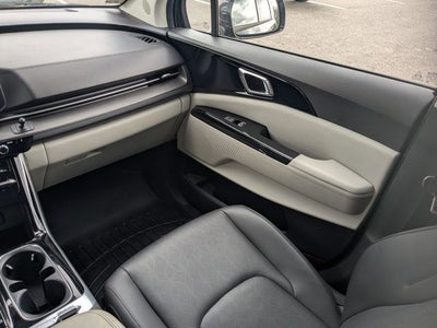 2022 Kia Carnival SX