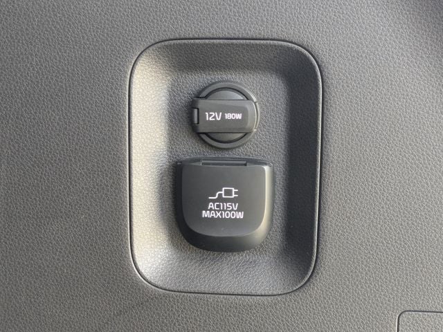 2023 Kia Carnival SX