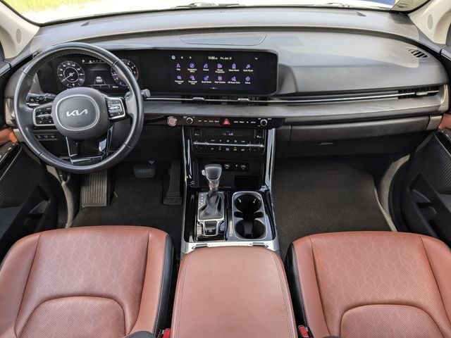 2023 Kia Carnival SX