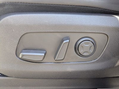 2023 Kia Carnival SX