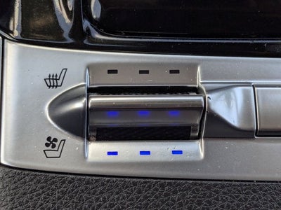 2023 Kia Carnival SX