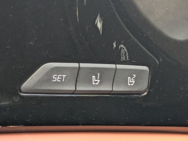 2023 Kia Carnival SX