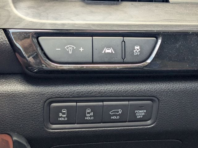 2023 Kia Carnival SX