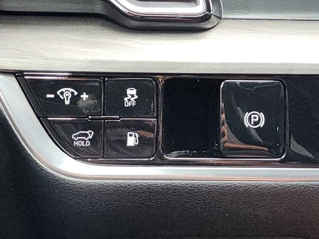 2024 Kia Sportage Plug-In Hybrid X-Line