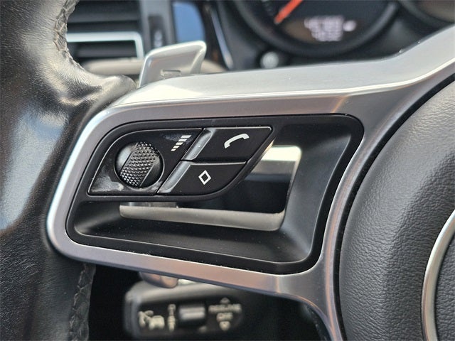 2021 Porsche Macan Base