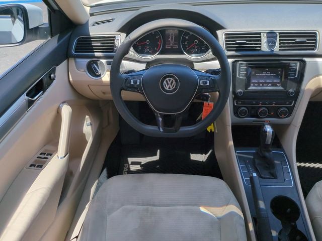 2017 Volkswagen Passat 1.8T S