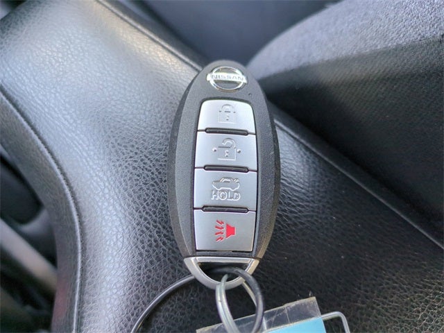 2023 Nissan Versa 1.6 SV