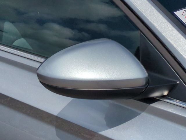 2025 Volkswagen Jetta SE - Photo 13