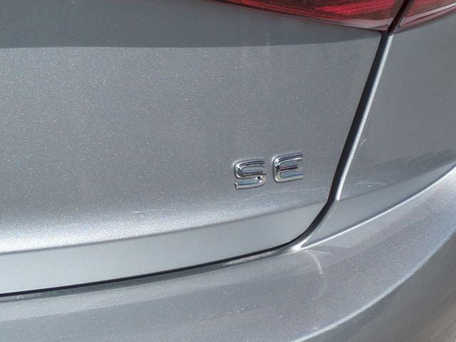 2025 Volkswagen Jetta SE - Photo 14