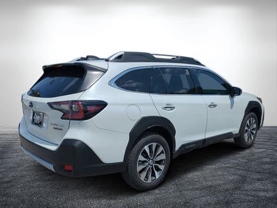 2025 Subaru Outback Touring