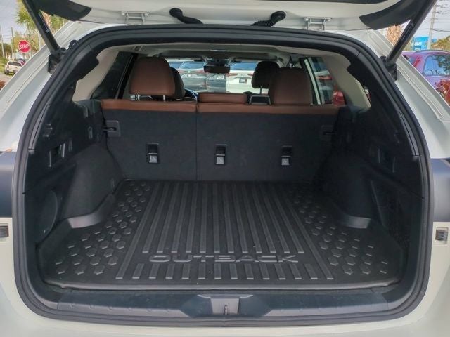 2023 Subaru Outback Touring