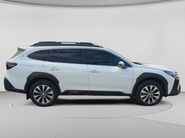 2023 Subaru Outback Touring