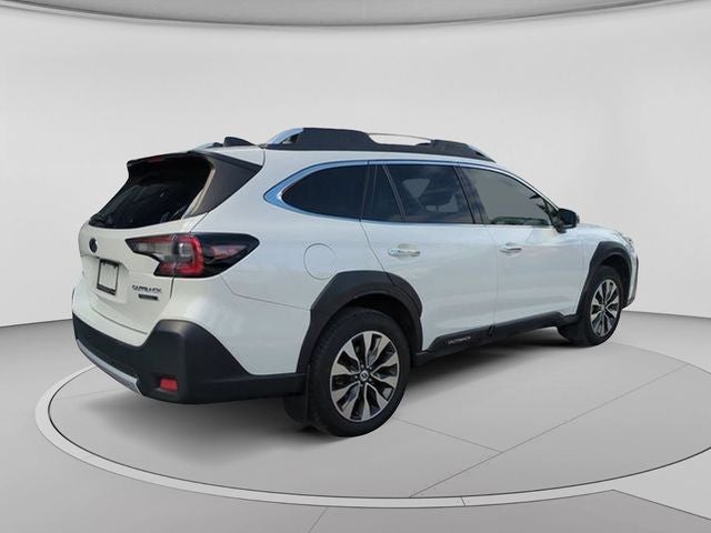 2023 Subaru Outback Touring