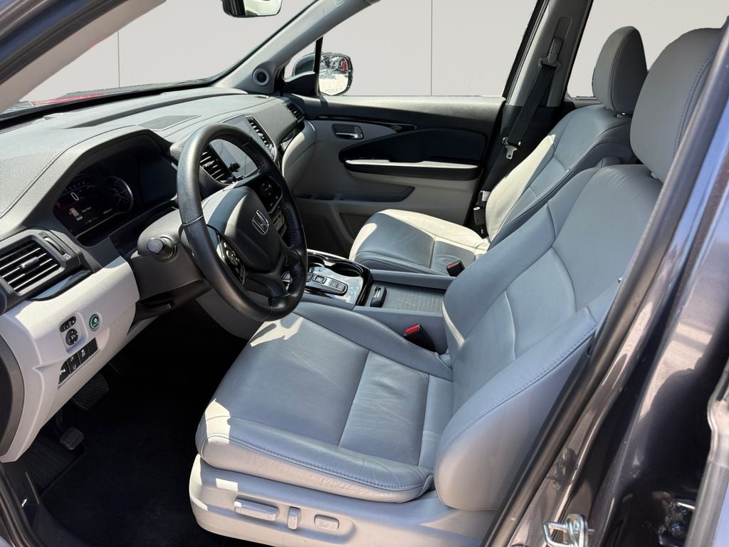 2021 Honda Pilot Touring 8 Passenger