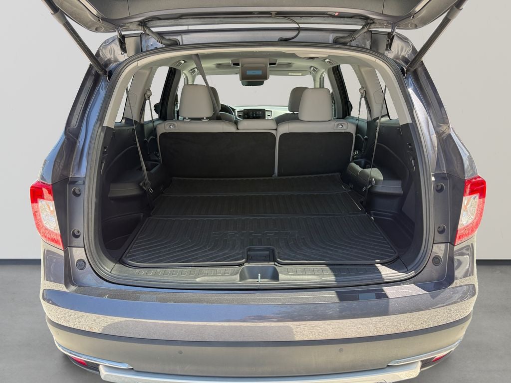 2021 Honda Pilot Touring 8 Passenger