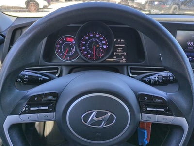 2021 Hyundai Elantra SE