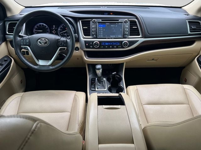 2016 Toyota Highlander Limited Platinum V6