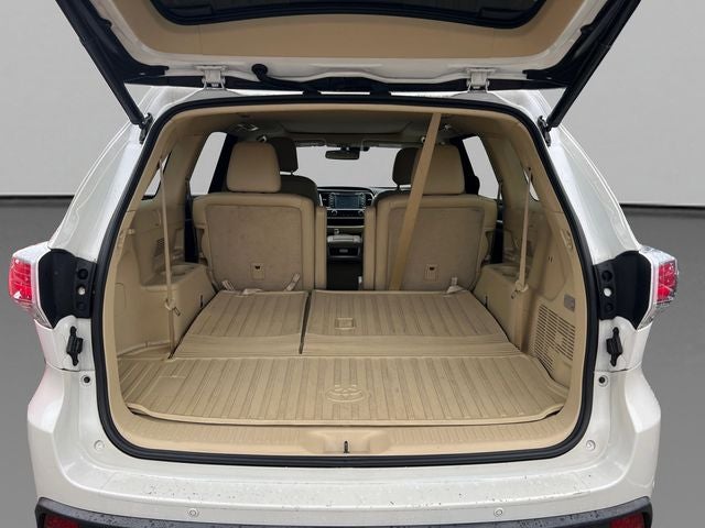 2016 Toyota Highlander Limited Platinum V6