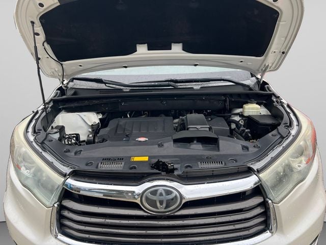 2016 Toyota Highlander Limited Platinum V6