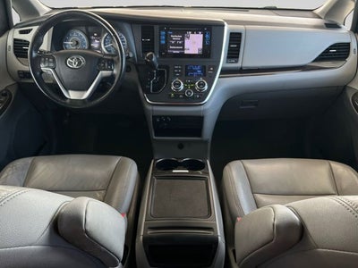 2017 Toyota Sienna XLE 7 Passenger