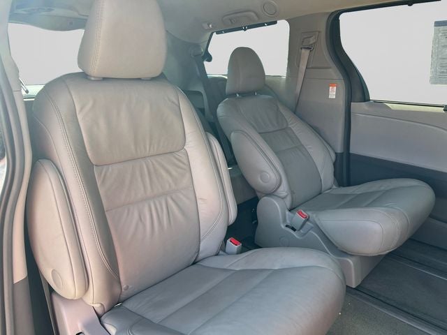 2017 Toyota Sienna XLE 7 Passenger