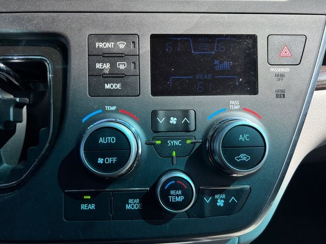 2017 Toyota Sienna XLE 7 Passenger