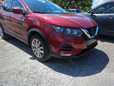 2022 Nissan Rogue Sport SV