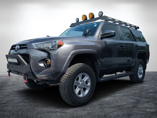 2022 Toyota 4Runner SR5