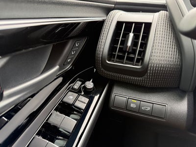 2025 Subaru Solterra Limited