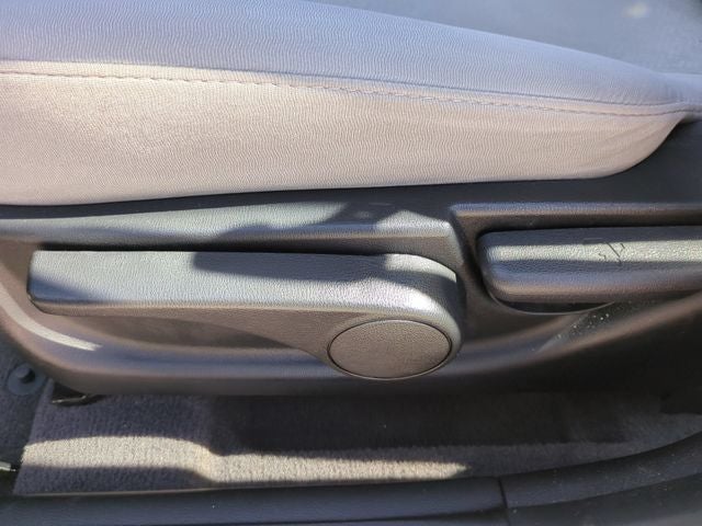 2010 Hyundai Elantra Blue