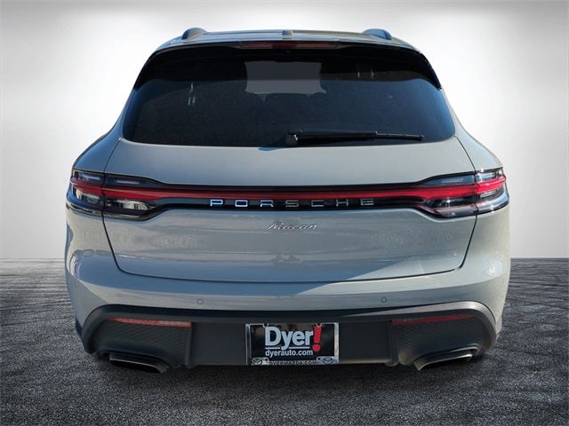 2025 Porsche Macan Base