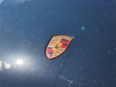 2023 Porsche Macan Base