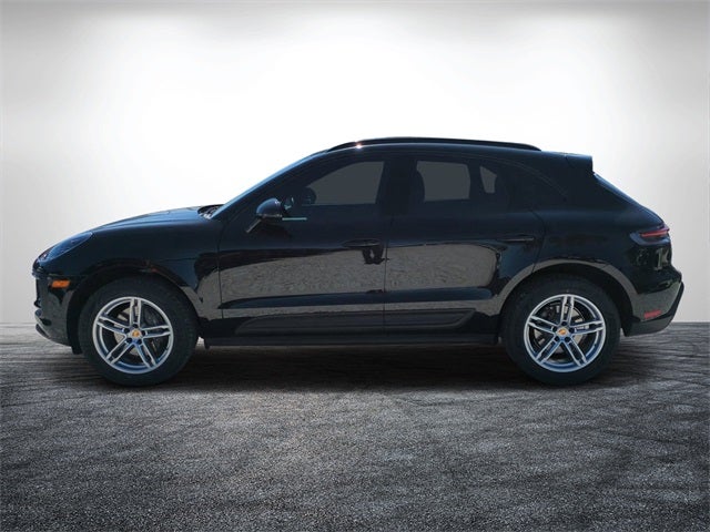2023 Porsche Macan Base